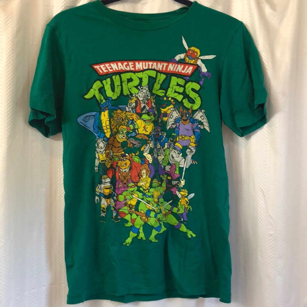 Ninja Turtles graphic tee size small